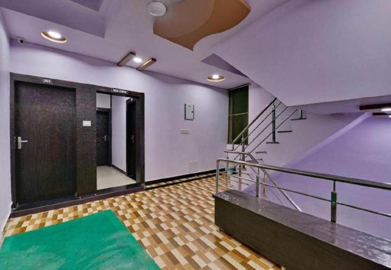Mansarovar Guest House Uddzsaín Kültér fotó