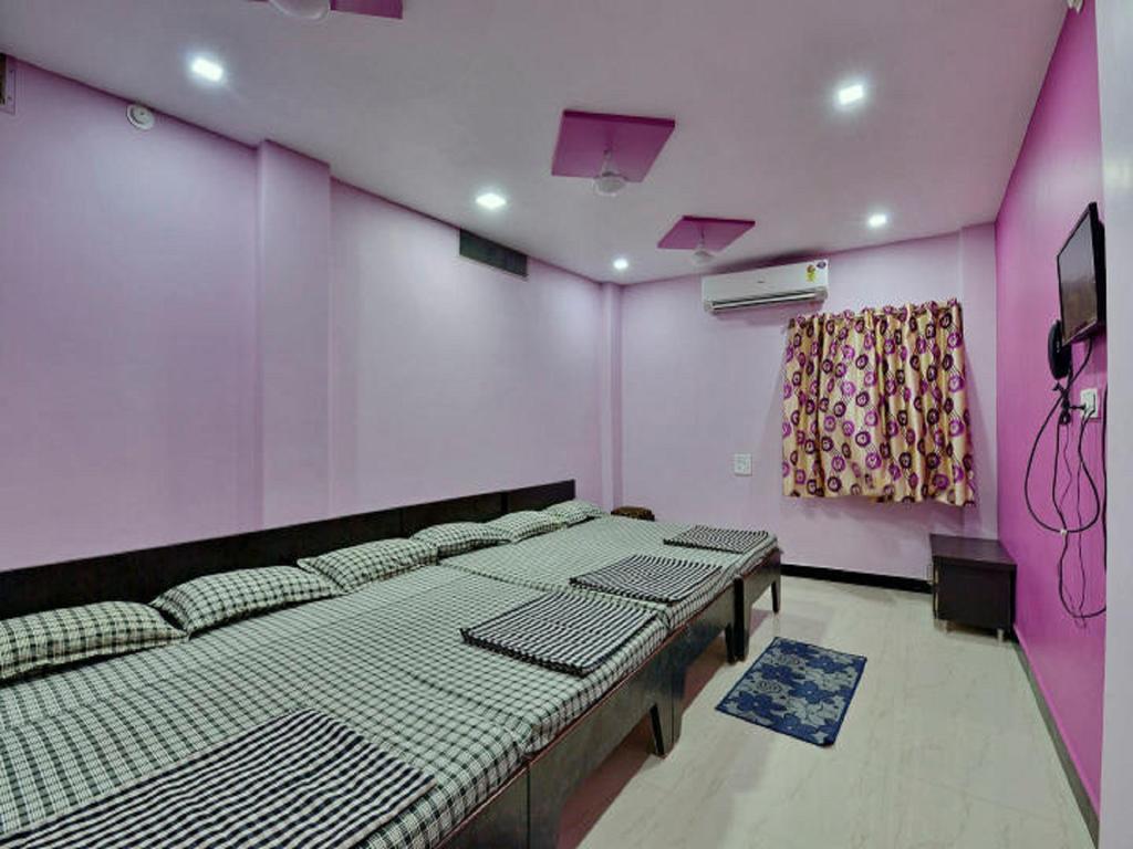 Mansarovar Guest House Uddzsaín Kültér fotó