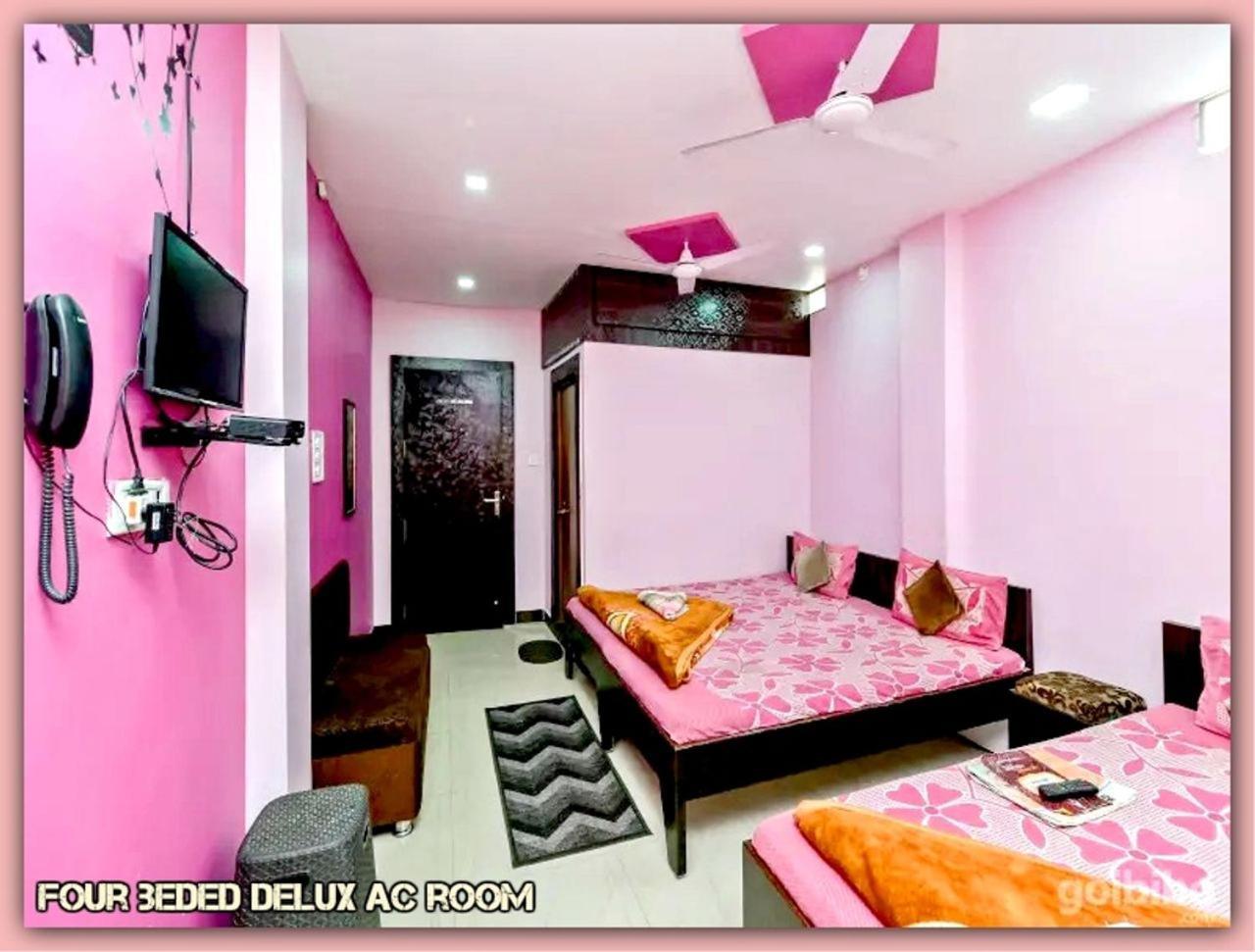 Mansarovar Guest House Uddzsaín Kültér fotó