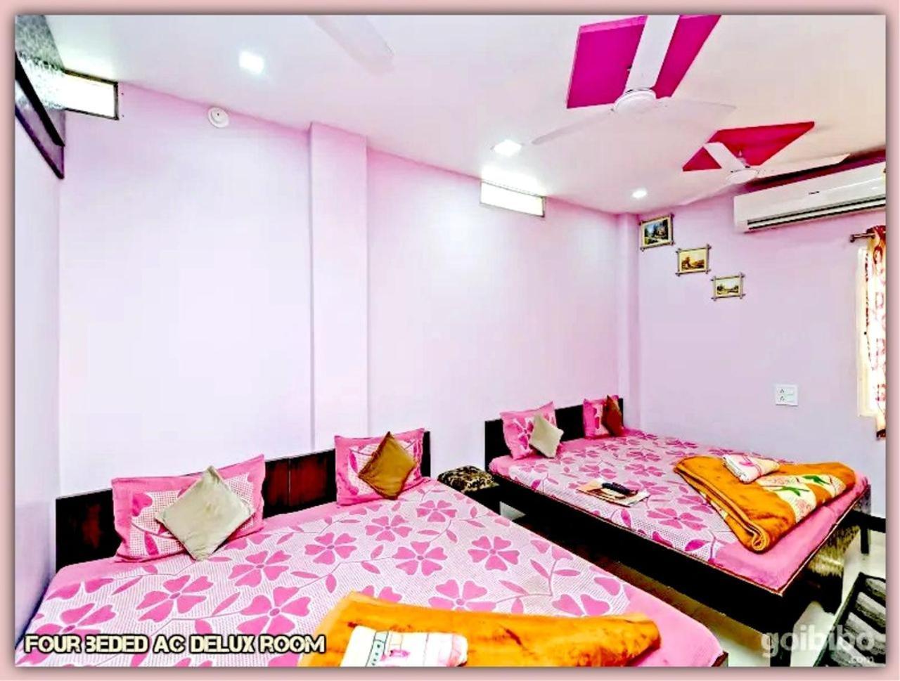 Mansarovar Guest House Uddzsaín Kültér fotó